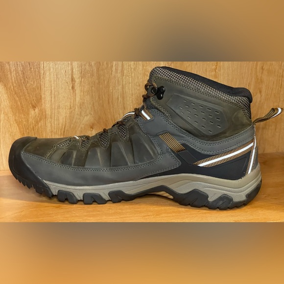 KEEN Targhee iii Men’s Size 16M Leather Mid Hiking Boots Brown/Navy Waterproof - Picture 2 of 11